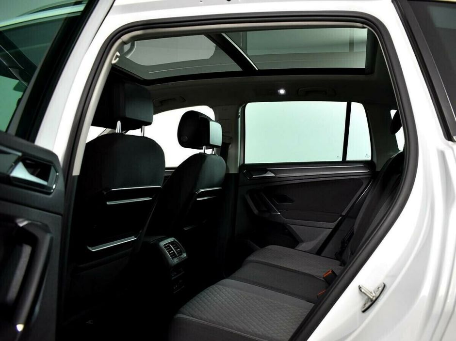 Volkswagen Tiguan 2.0 РКПП, 2018, 64 000 км фото 6