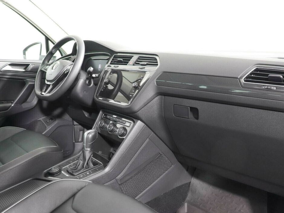 Volkswagen Tiguan 2.0 РКПП, 2017, 86 000 км фото 6