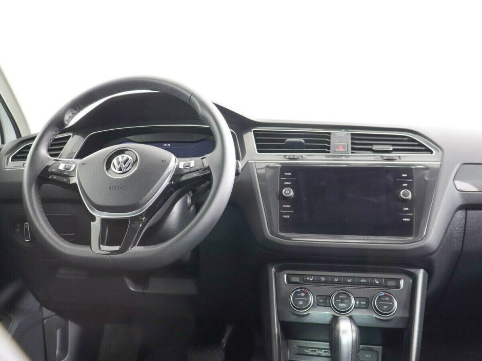 Volkswagen Tiguan 2.0 РКПП, 2017, 86 000 км фото 7
