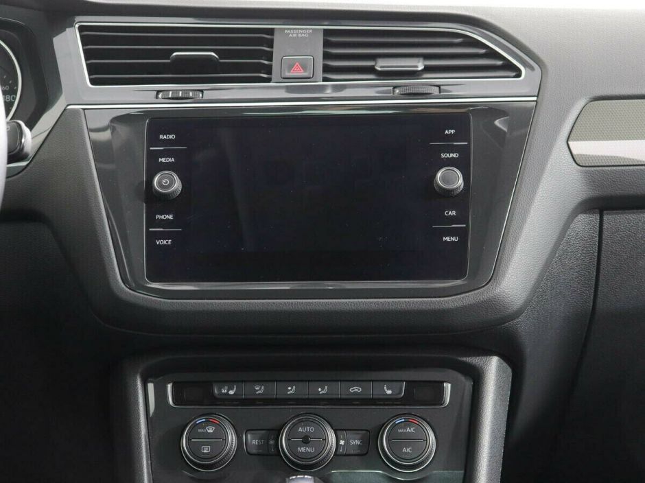 Volkswagen Tiguan 2.0 РКПП, 2018, 65 000 км фото 9