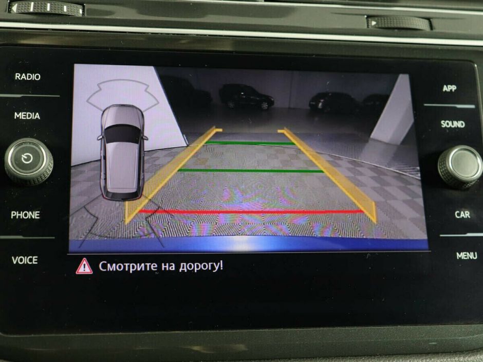 Volkswagen Tiguan 2.0 РКПП, 2018, 65 000 км фото 11