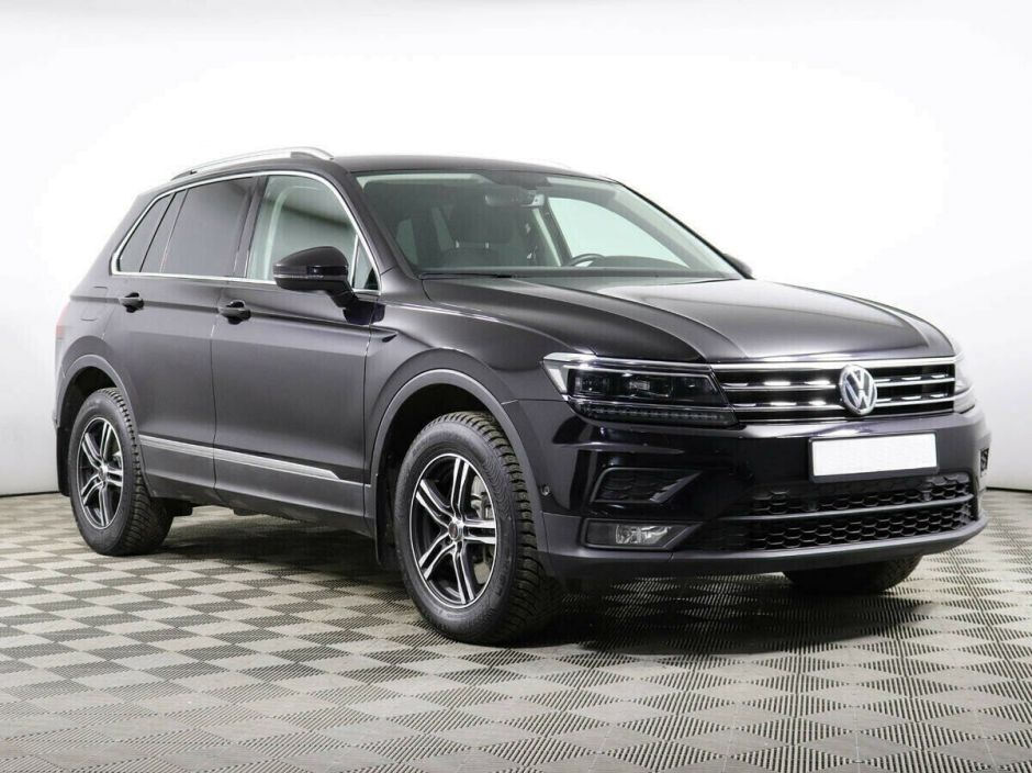 Volkswagen Tiguan 2.0 РКПП, 2018, 69 000 км фото 2