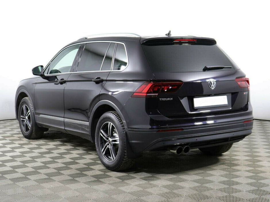 Volkswagen Tiguan 2.0 РКПП, 2018, 69 000 км фото 3