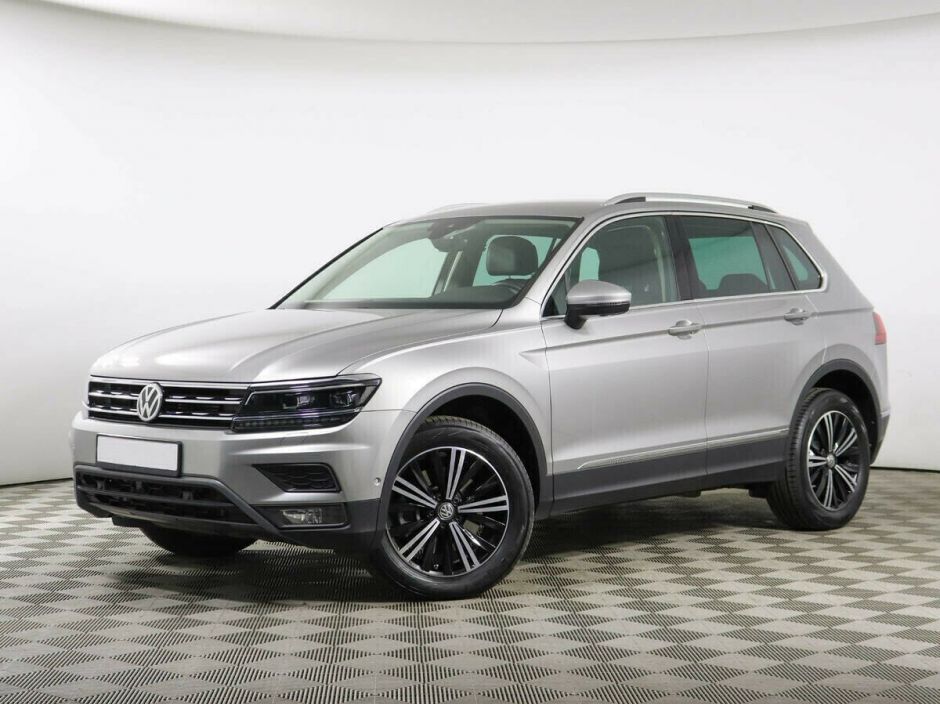 Volkswagen Tiguan 2.0 РКПП, 2018, 64 000 км фото 1