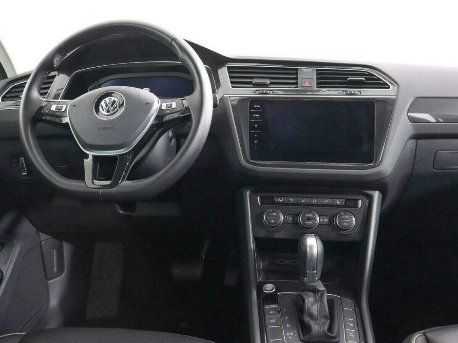 Volkswagen Tiguan 2.0 РКПП, 2018, 64 000 км фото 5