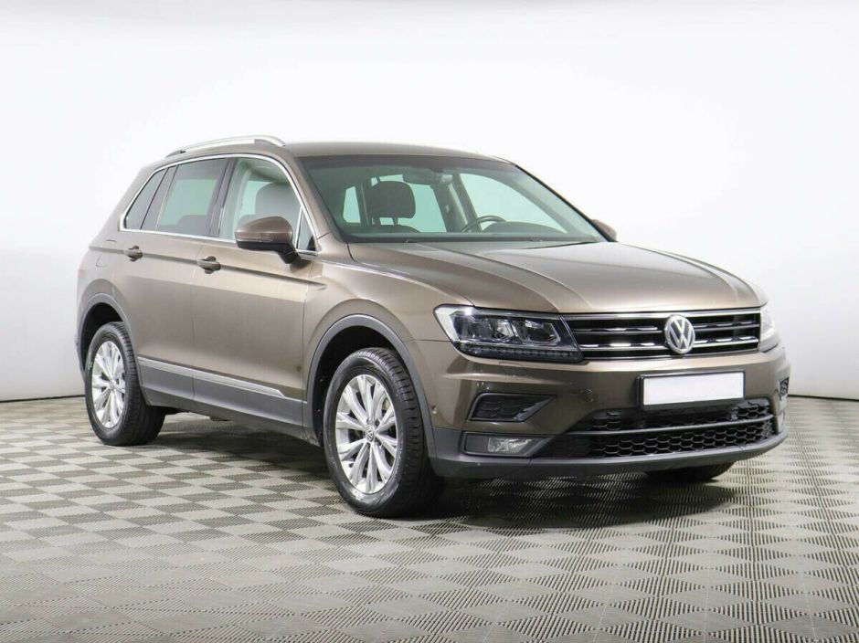Volkswagen Tiguan 2.0 РКПП, 2018, 61 000 км фото 2
