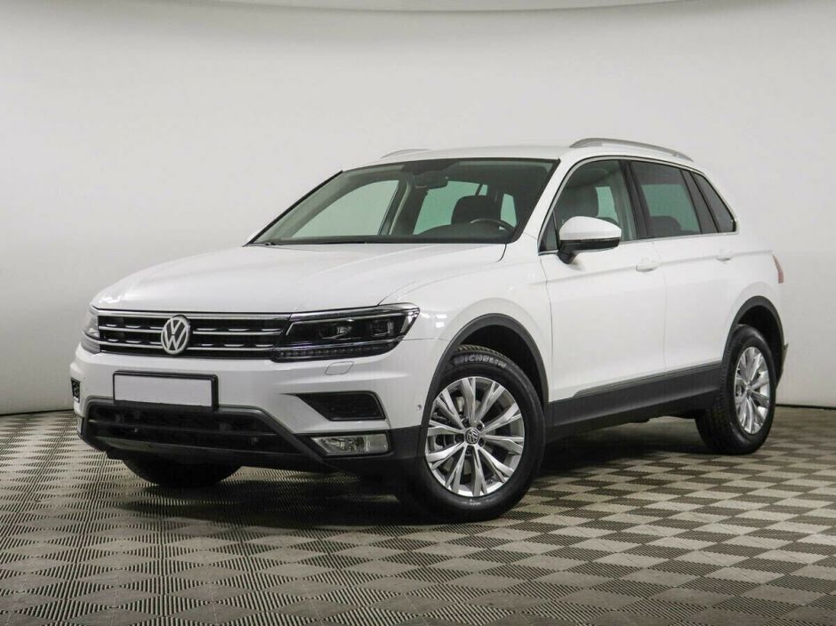 Volkswagen Tiguan 2.0 РКПП, 2018, 65 000 км фото 1