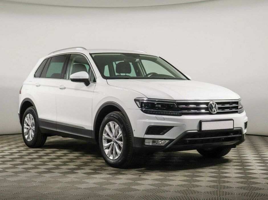 Volkswagen Tiguan 2.0 РКПП, 2018, 65 000 км фото 2