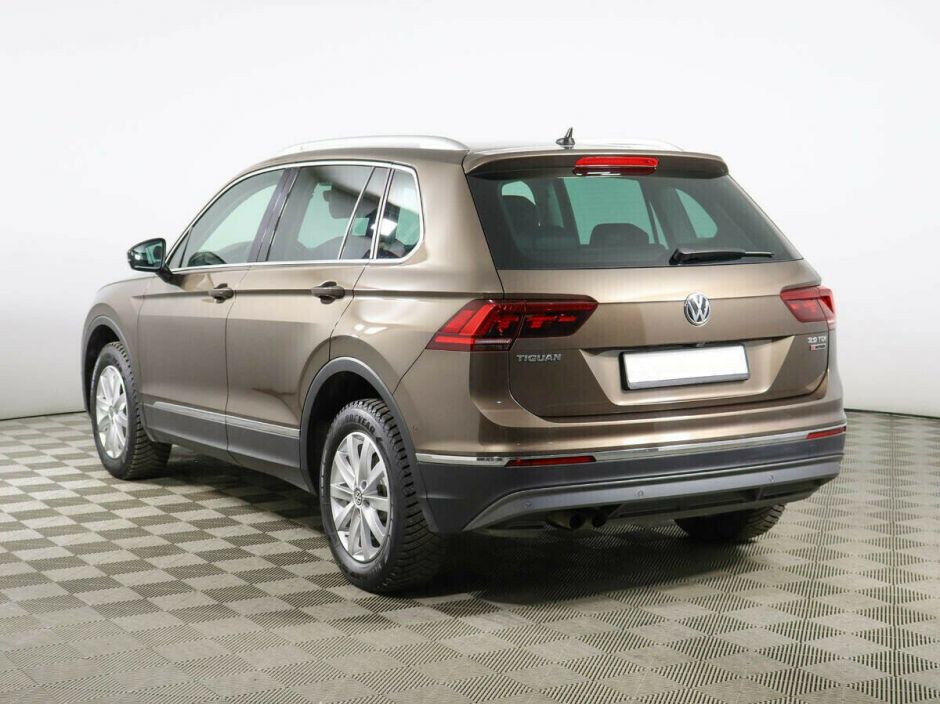 Volkswagen Tiguan 2.0 РКПП, 2017, 74 000 км фото 3