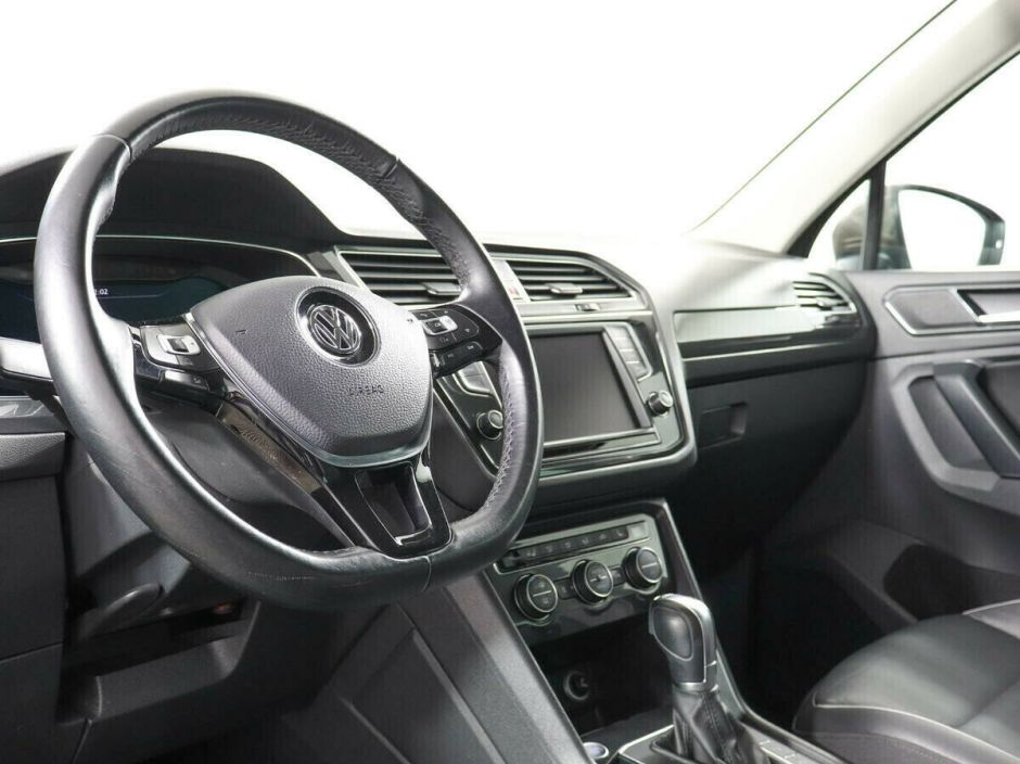 Volkswagen Tiguan 2.0 РКПП, 2017, 74 000 км фото 7