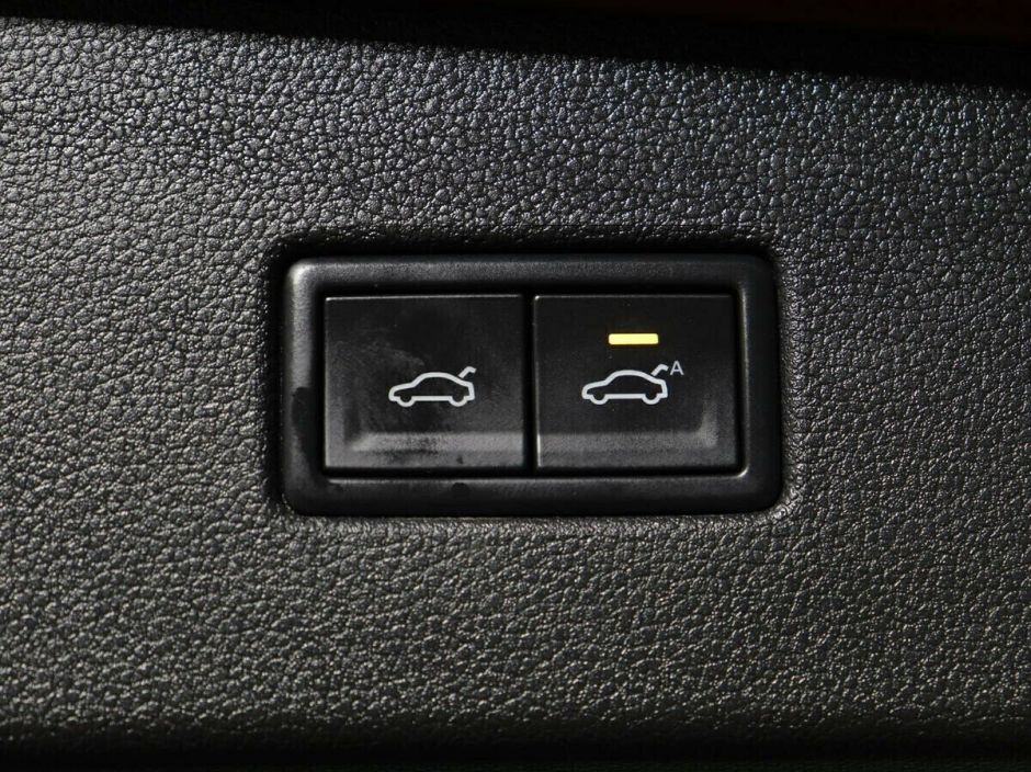 Volkswagen Tiguan 2.0 РКПП, 2017, 80 000 км фото 12