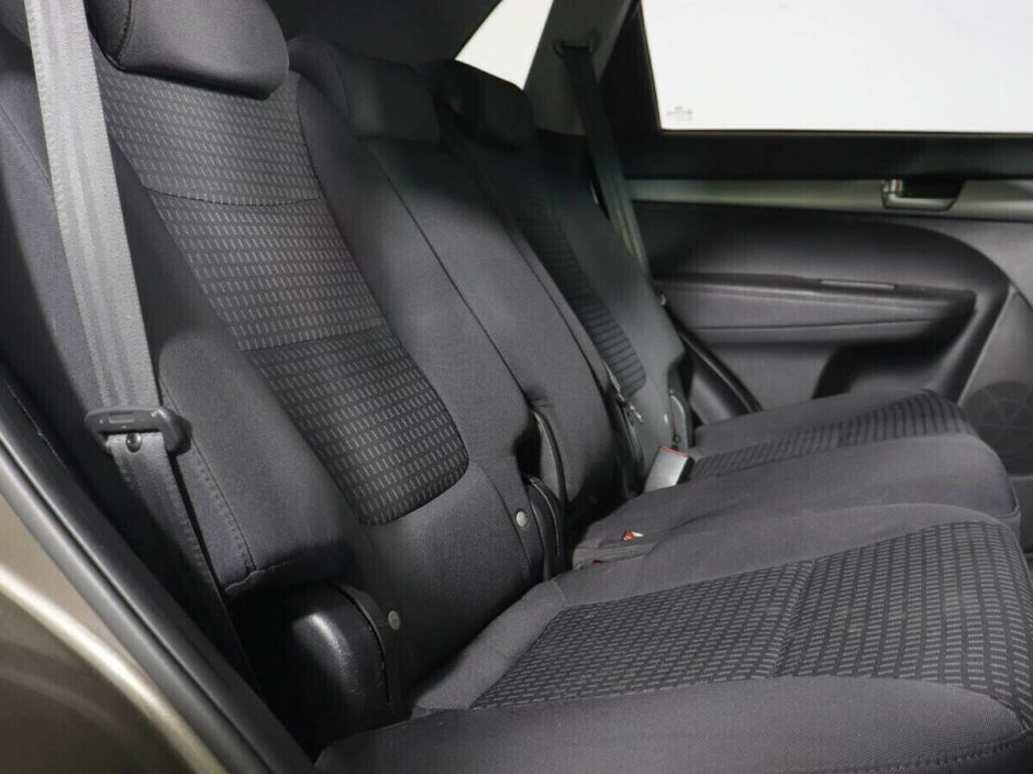Kia Sorento 2.4 МКПП, 2014, 110 000 км фото 9