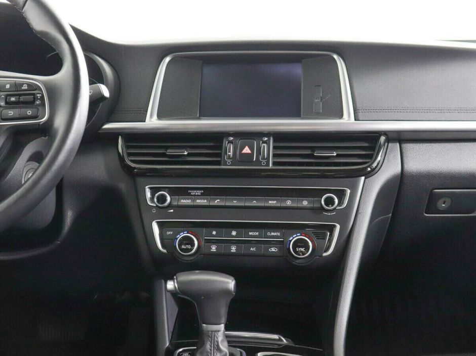 Kia Optima 2.0 АКПП, 2018, 64 000 км фото 8