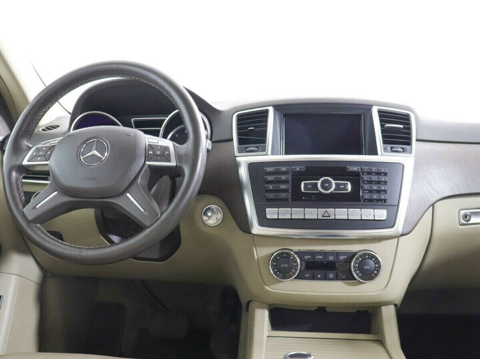 Mercedes-Benz M-Класс 3.5 АКПП, 2012, 141 000 км фото 7