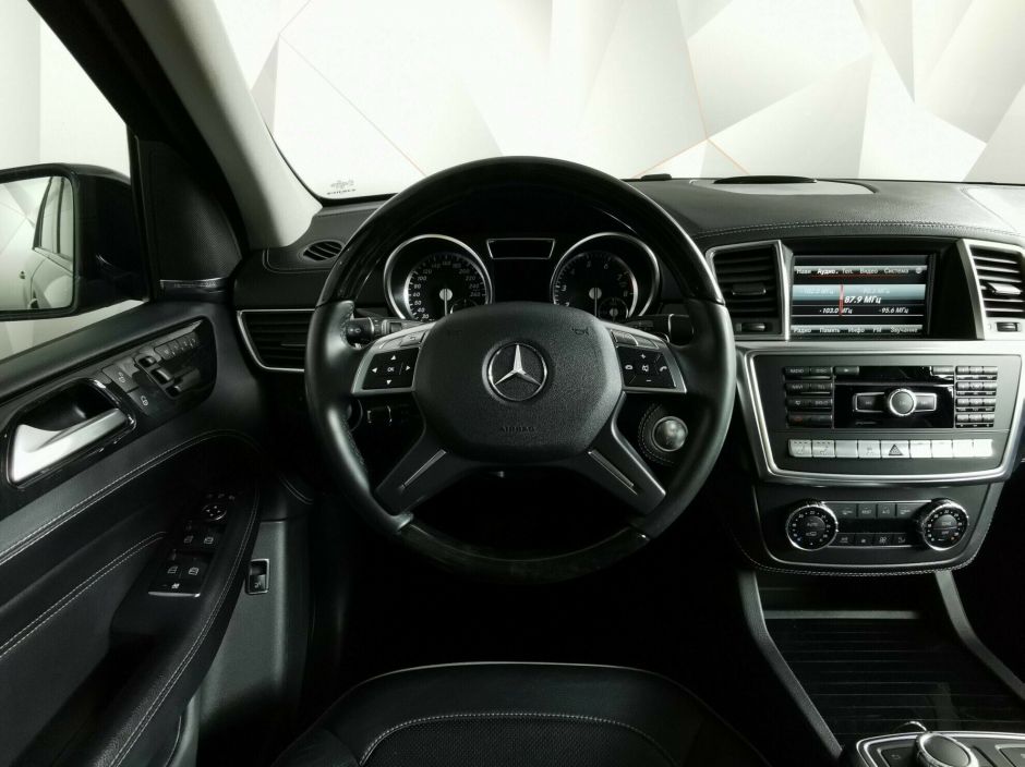 Mercedes-Benz M-Класс 3.5 АКПП, 2013, 121 000 км фото 5