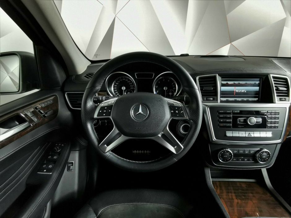 Mercedes-Benz M-Класс 3.5 АКПП, 2013, 133 000 км фото 9