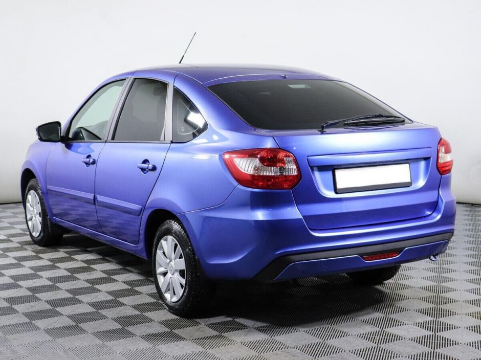 LADA (ВАЗ) Granta 1.6 АКПП, 2019, 57 000 км фото 4