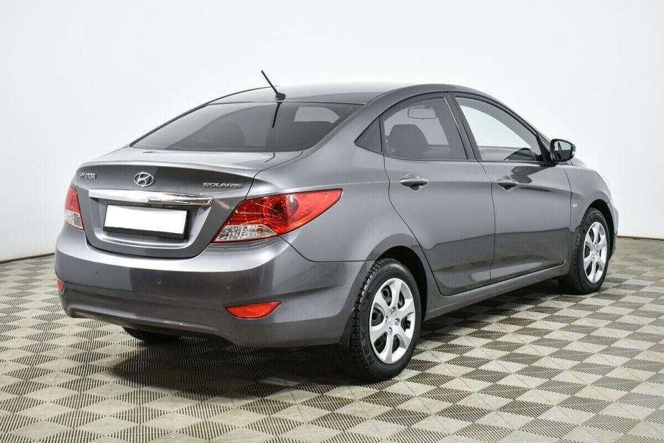 Hyundai Solaris 1.6 МКПП, 2013, 125 000 км фото 2