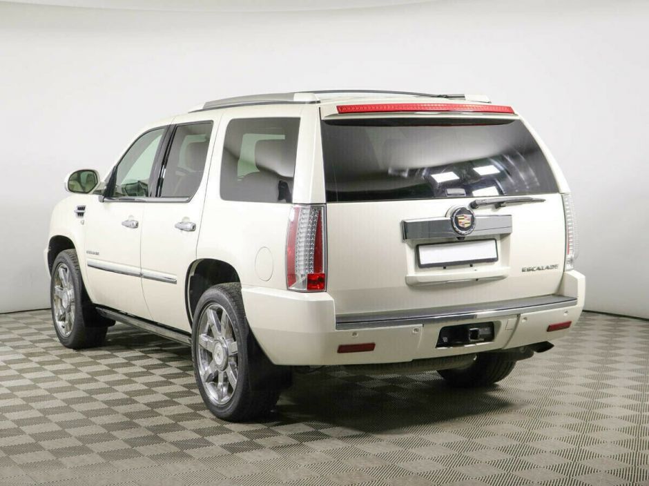 Cadillac Escalade 6.2 АКПП, 2012, 145 000 км фото 3