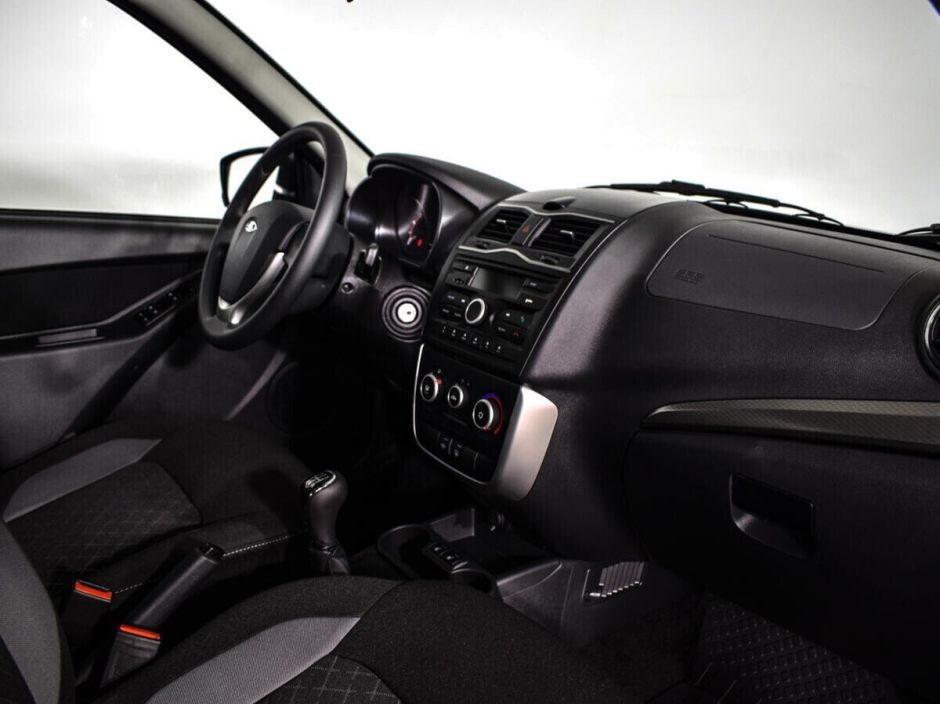 LADA (ВАЗ) Granta 1.6 АКПП, 2021, 30 000 км фото 5