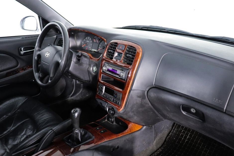 Hyundai Sonata 2.7 МКПП, 2007, 206 000 км фото 8