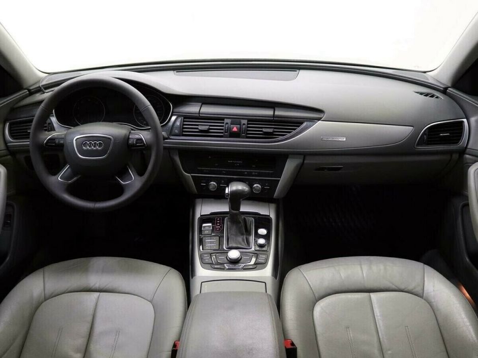 Audi A6 3.0 РКПП, 2012, 140 000 км фото 6