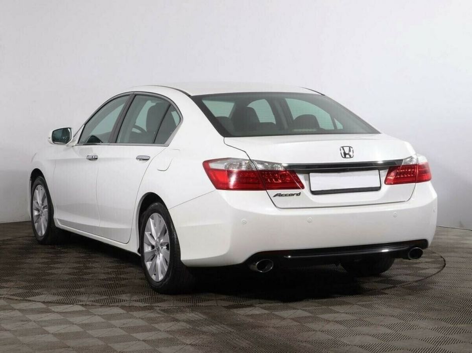 Honda Accord 2.4 АКПП, 2013, 122 000 км фото 3