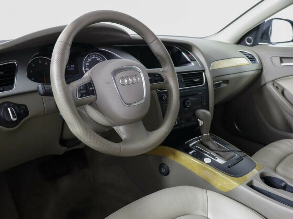 Audi A4 3.2 АКПП, 2009, 170 000 км фото 6