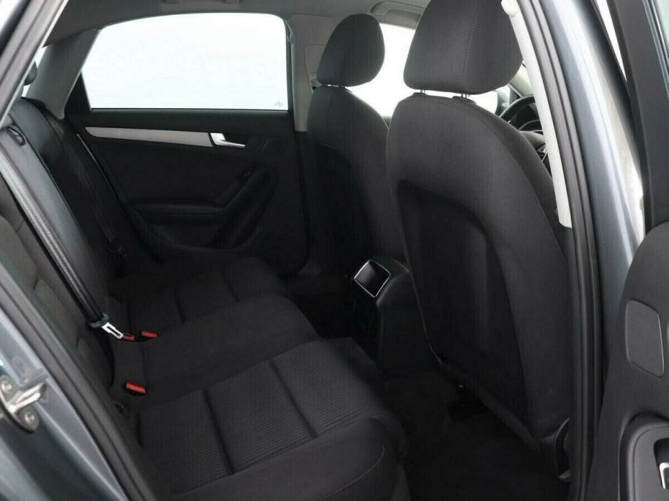 Audi A4 1.8 CVT, 2015, 109 000 км фото 10