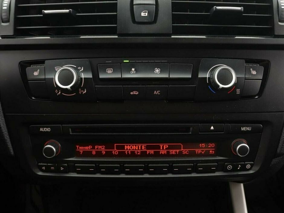 BMW 1 серии 1.6 АКПП, 2012, 140 000 км фото 6