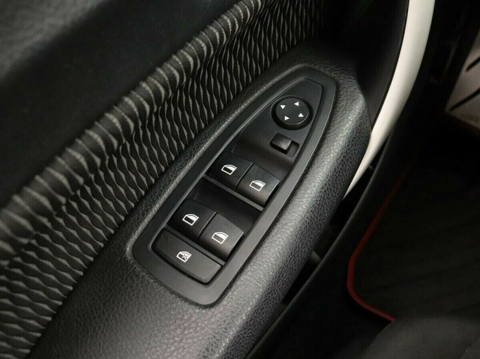 BMW 1 серии 1.6 АКПП, 2012, 140 000 км фото 8