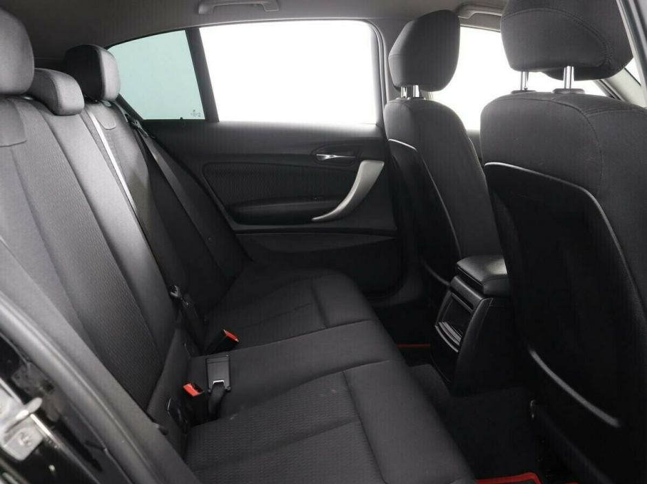 BMW 1 серии 1.6 АКПП, 2012, 140 000 км фото 9