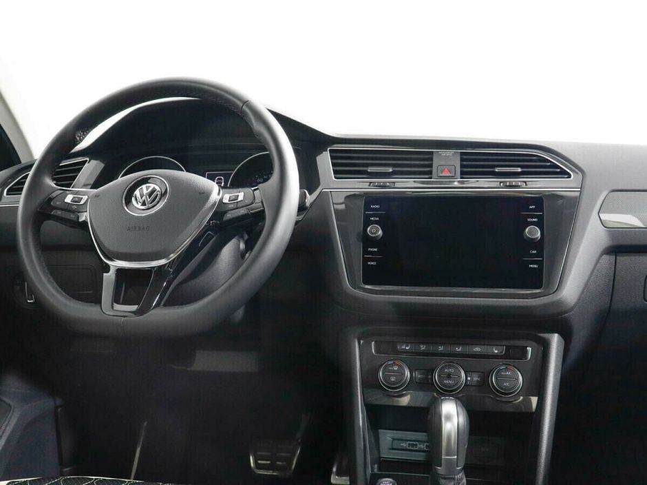 Volkswagen Tiguan 2.0 РКПП, 2019, 53 000 км фото 6