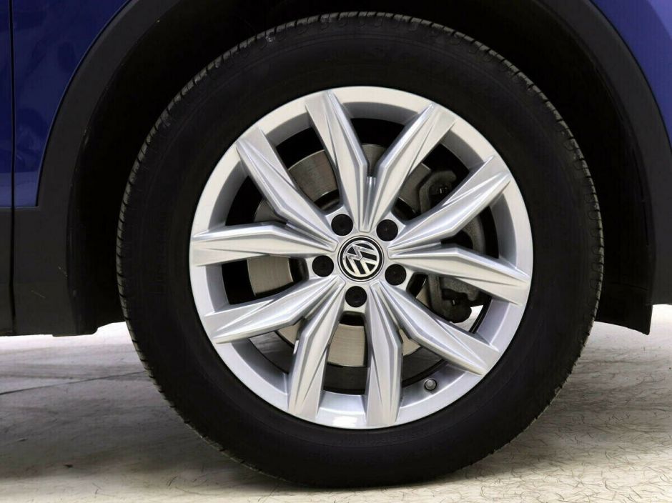 Volkswagen Tiguan 2.0 РКПП, 2018, 64 000 км фото 10