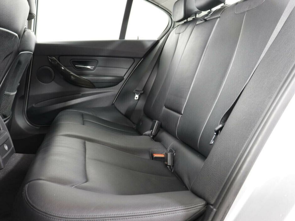 BMW 3 серии 2.0 АКПП, 2012, 146 000 км фото 8