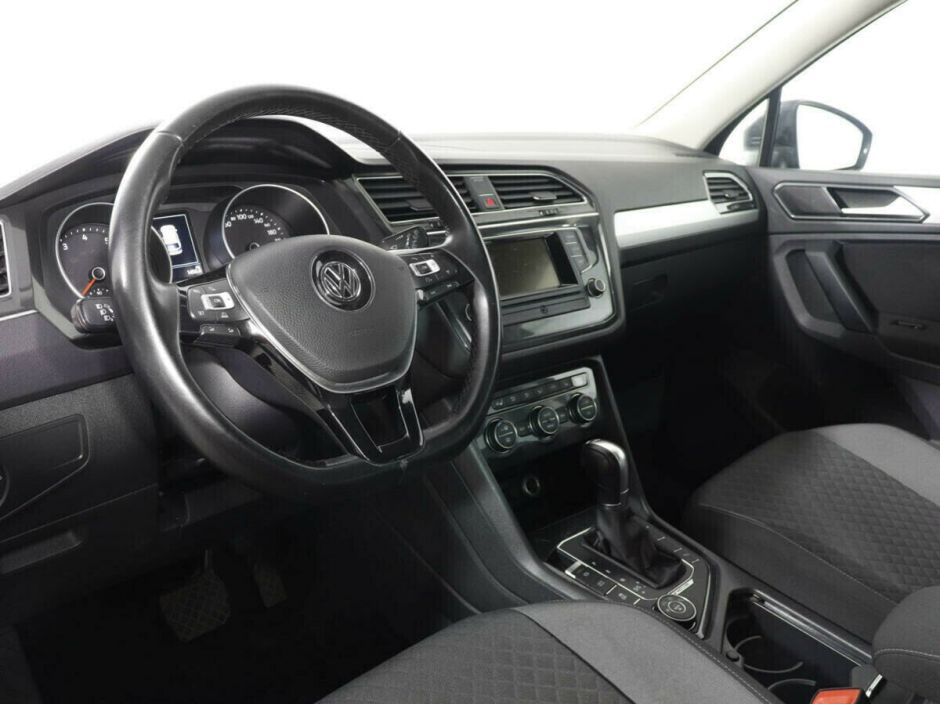 Volkswagen Tiguan 1.4 РКПП, 2017, 81 000 км фото 7