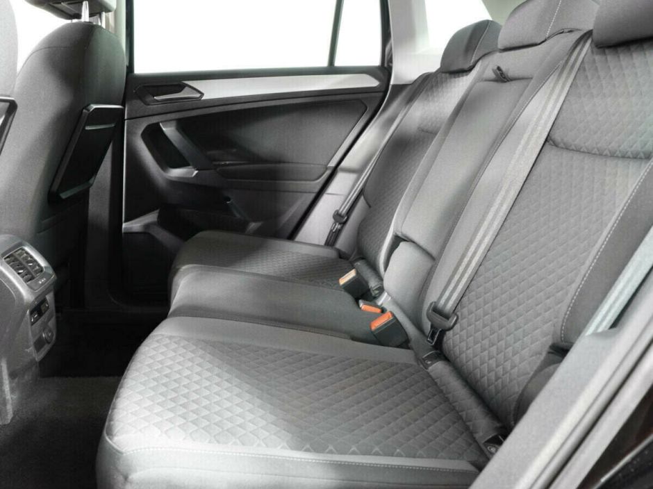 Volkswagen Tiguan 1.4 РКПП, 2017, 81 000 км фото 9