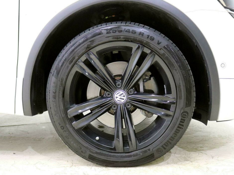 Volkswagen Tiguan 2.0 АКПП, 2018, 64 000 км фото 14