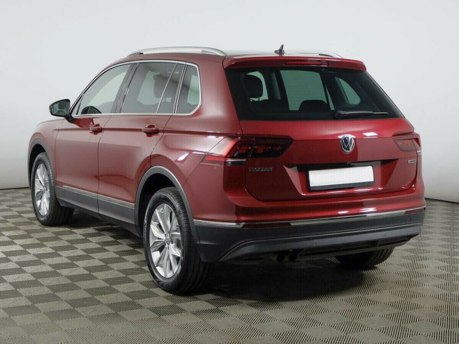 Volkswagen Tiguan 2.0 АКПП, 2018, 59 000 км фото 4