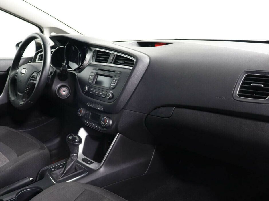 Kia Ceed 1.6 АКПП, 2016, 97 000 км фото 7