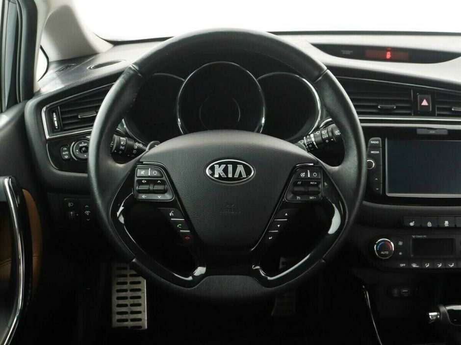 Kia Ceed 1.6 АКПП, 2016, 96 000 км фото 8