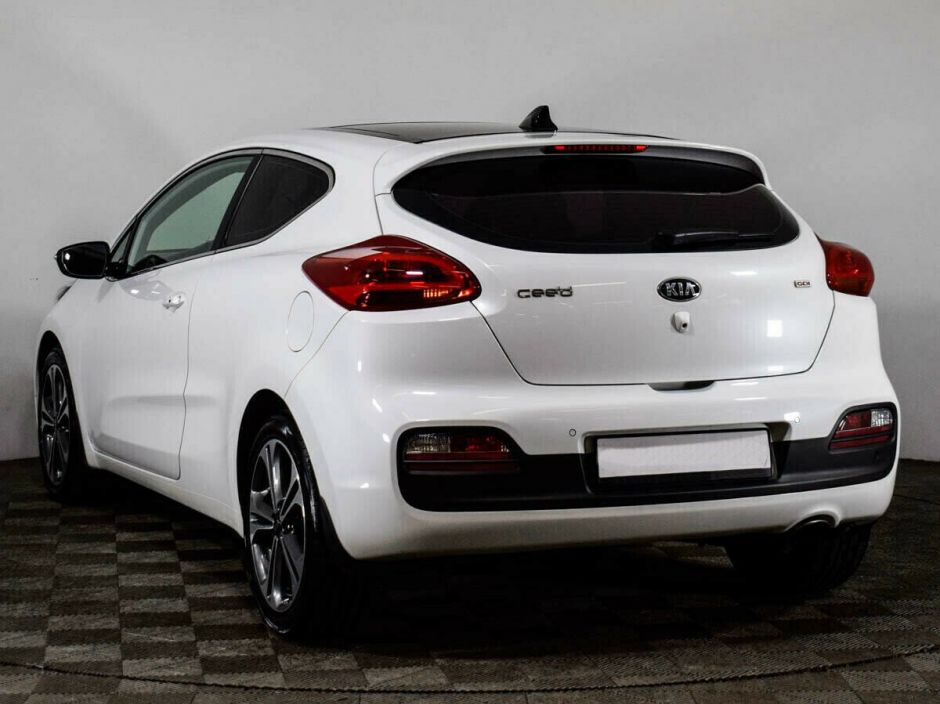 Kia Ceed 1.6 АКПП, 2016, 94 000 км фото 4