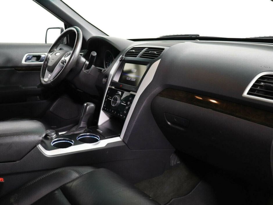 Ford Explorer 3.5 АКПП, 2012, 146 000 км фото 7