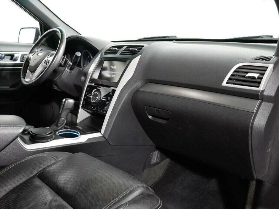 Ford Explorer 3.5 АКПП, 2013, 134 000 км фото 5