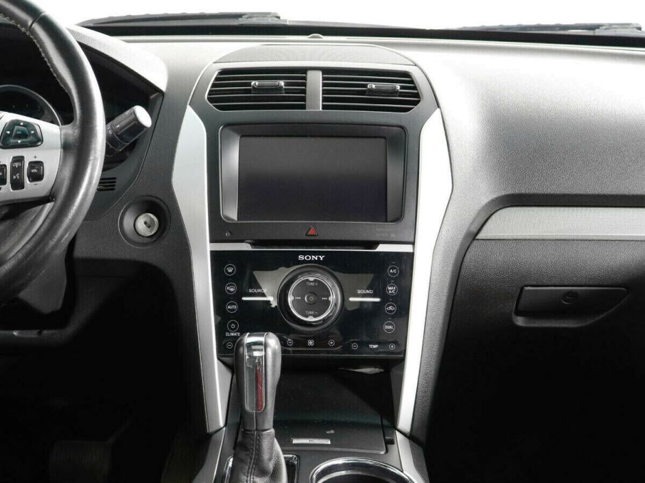 Ford Explorer 3.5 АКПП, 2013, 134 000 км фото 6