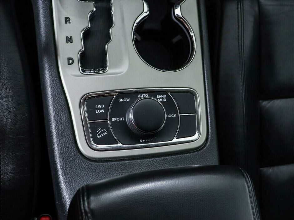 Jeep Grand Cherokee 3.6 АКПП, 2012, 140 000 км фото 9