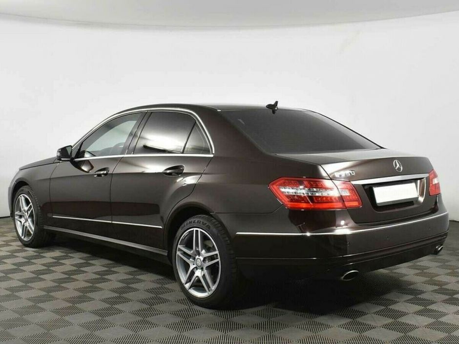 Mercedes-Benz E-Класс 3.5 АКПП, 2010, 161 000 км фото 4