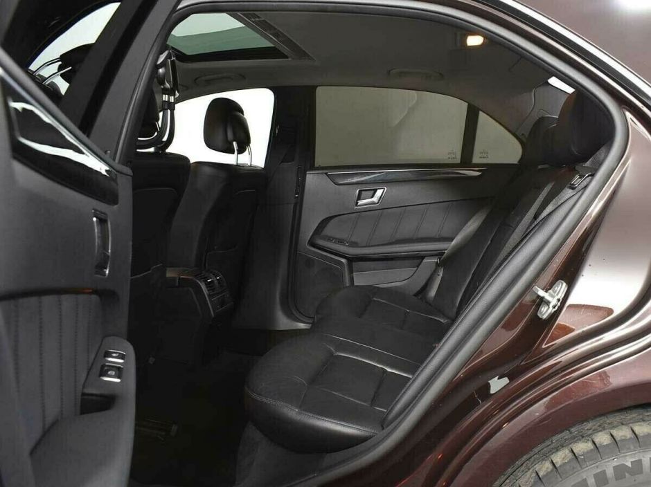 Mercedes-Benz E-Класс 3.5 АКПП, 2010, 161 000 км фото 6