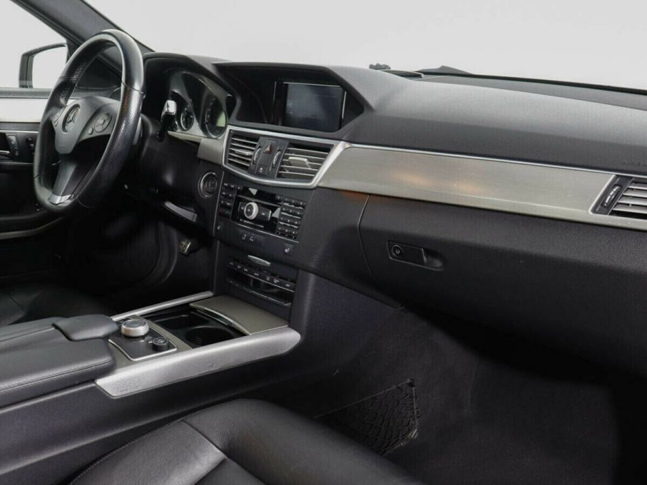 Mercedes-Benz E-Класс 3.0 АКПП, 2011, 144 000 км фото 7