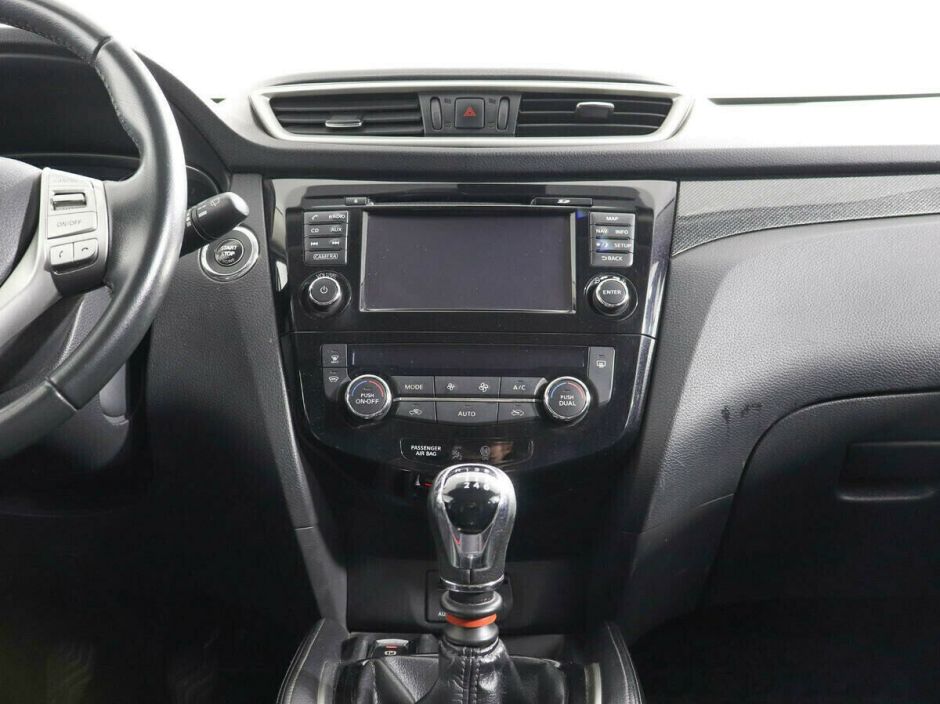 Nissan X-Trail 1.6 МКПП, 2015, 107 000 км фото 7